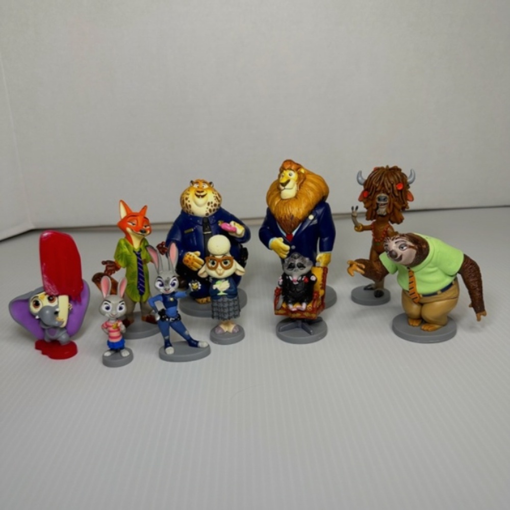 Disney Store Zootopia Deluxe 10 PVC Figure Play Set Cake Topper Nick Judy Animal
